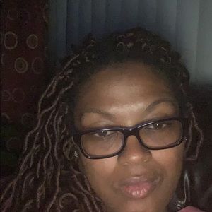 Meet your Posher, Tamara